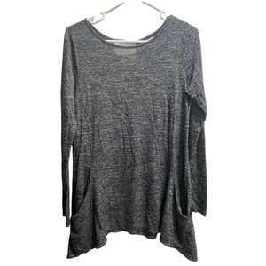 Maurices 24/7 Shirt Size Medium Black Gray Tunic, Pockets‎
